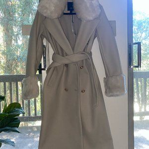 River Island Beige Long Coat w/ Faux Fur Sleeves & Detachable Collar - Size 10